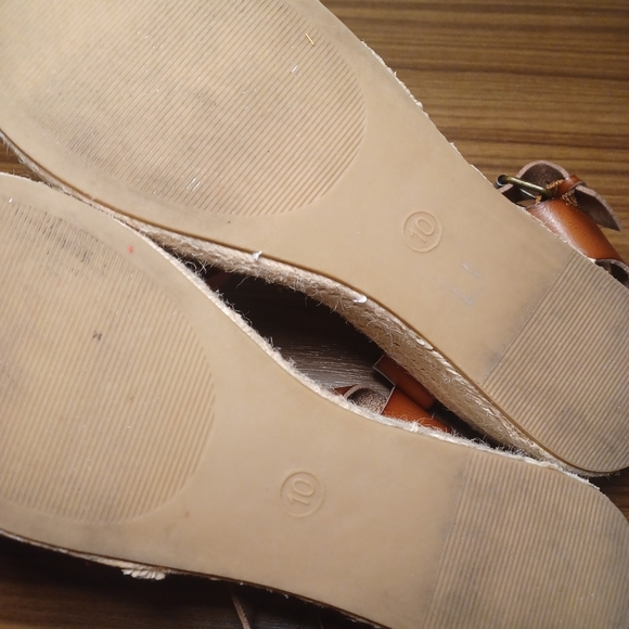 White Mt. Wedge brown leather sandals wmns sz 10 - Picture 5 of 5